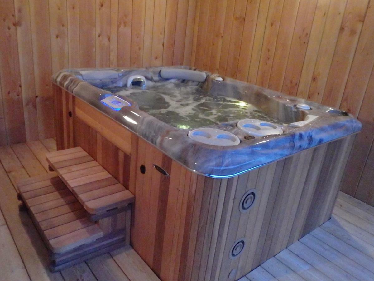 Villa Cora Venez Neuve Avec Spa Saint-Bresson Eksteriør billede